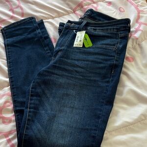 Women’s aero stretch jeans